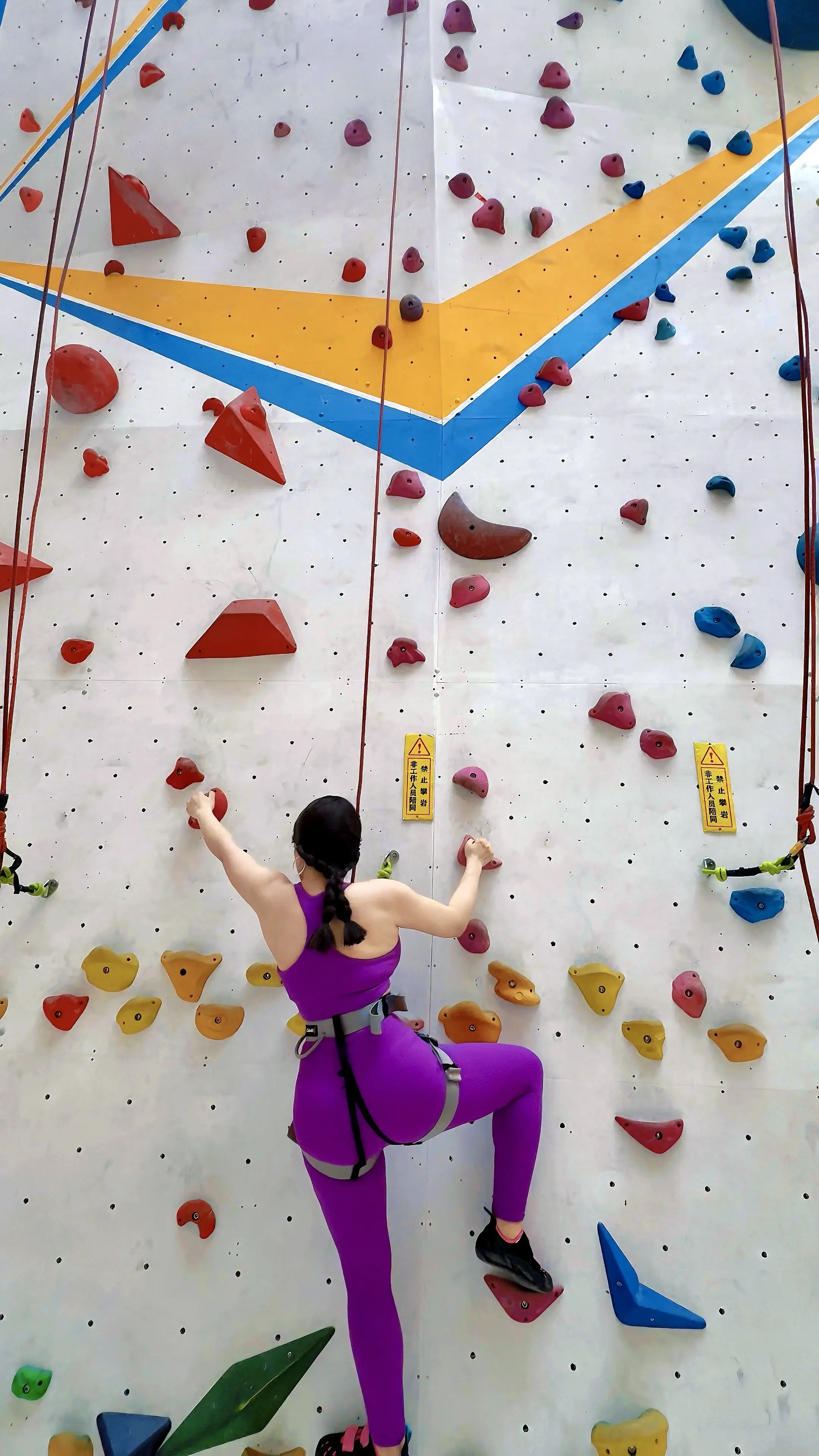 一不小心要上瘾 攀缘们约起来🧗。