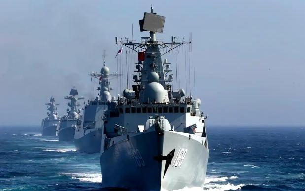 谁能想到，我国055型万吨大驱已经悄悄突破10艘大关！新增两艘正式入列后，三大战