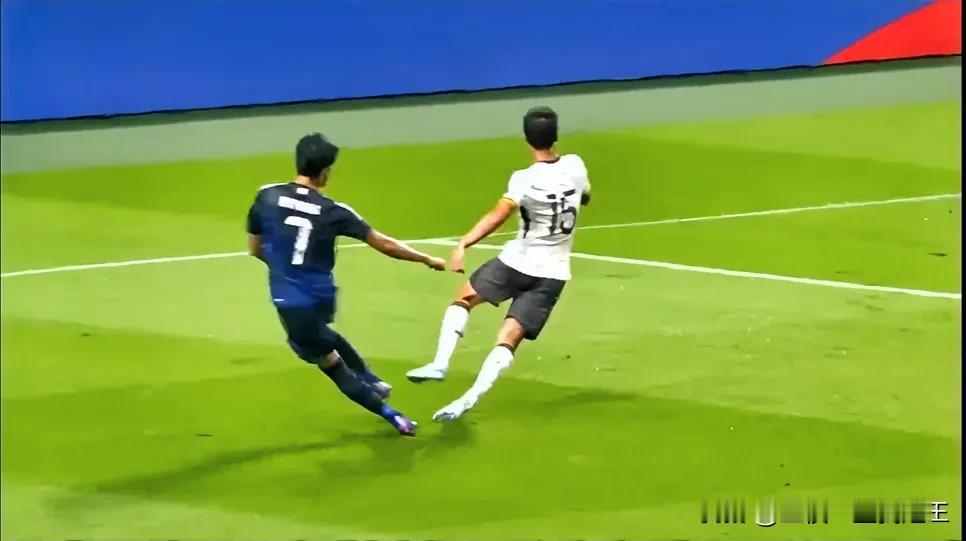 14亿人口挑不出11个能把球踢好的人？还真挑不出，给大家说一个数据，前两年，中国