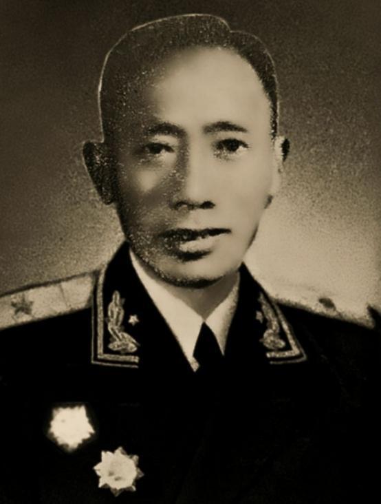 1955年授衔典礼前夜，中南海的灯光彻夜未明。当元帅名单尘埃落定，一份标注"白天