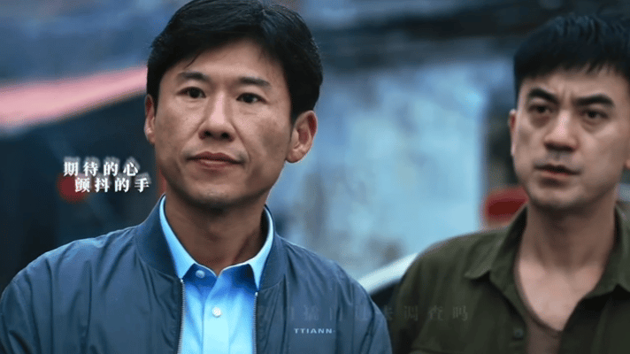 低智商犯罪平均每五秒一个笑梗 李茜一句“我有钥匙啊”神反转，把紧张查案氛围直接干