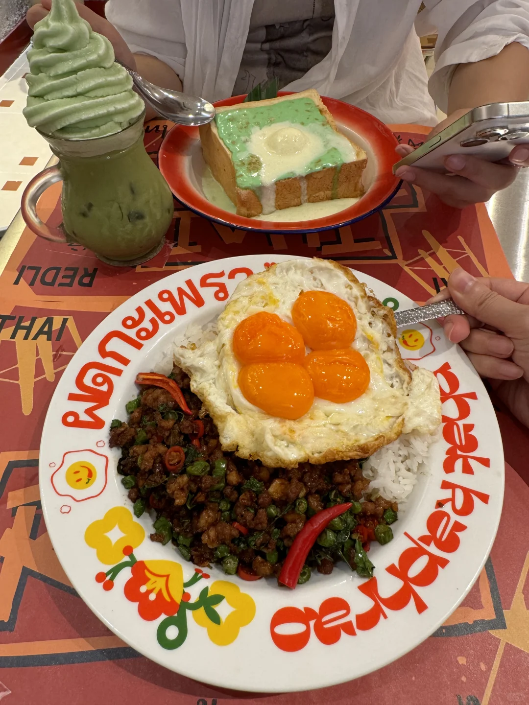 武汉！会带每一任男朋友去吃穷鬼小店！