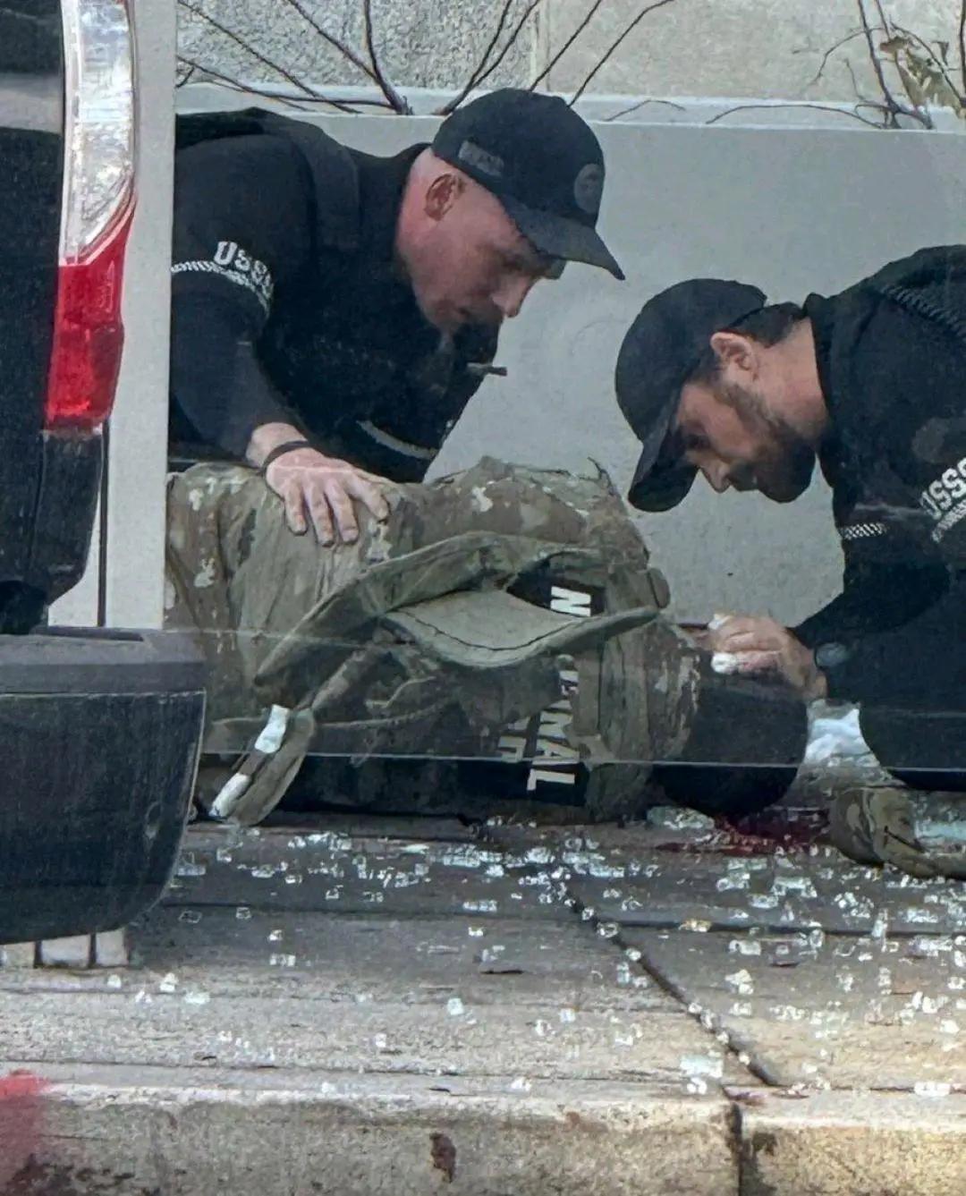 华盛顿枪击案的最新报道

据媒体报道，一名涉嫌在白宫附近向两名国家警卫队成员开枪