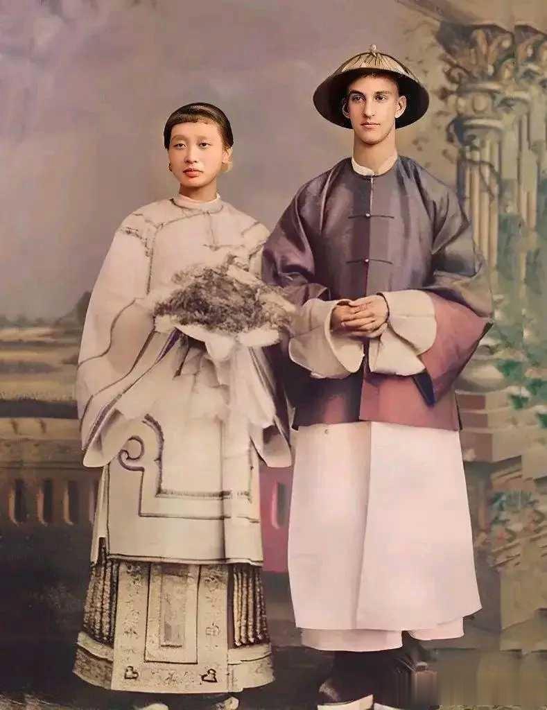 晚清时期，一名嫁给美国人的清朝女子，这名女子叫黄素娥，时任上海圣玛利亚学校的校长