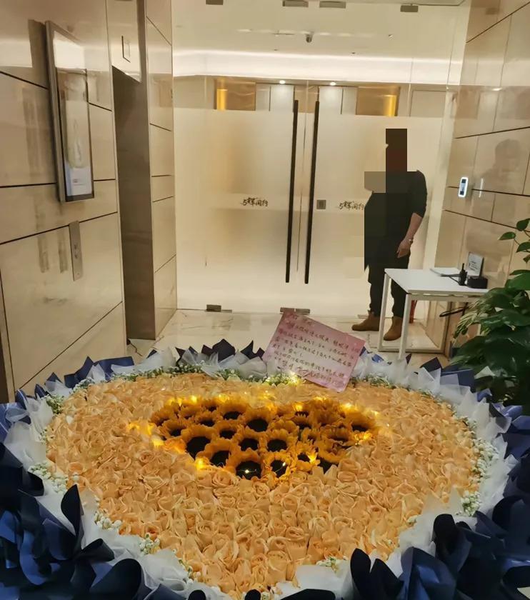 宇辉公司百日庆，规模翻倍，品牌亮瞎眼！ 浙江丈母娘都送花，这排场不一般啊！
70