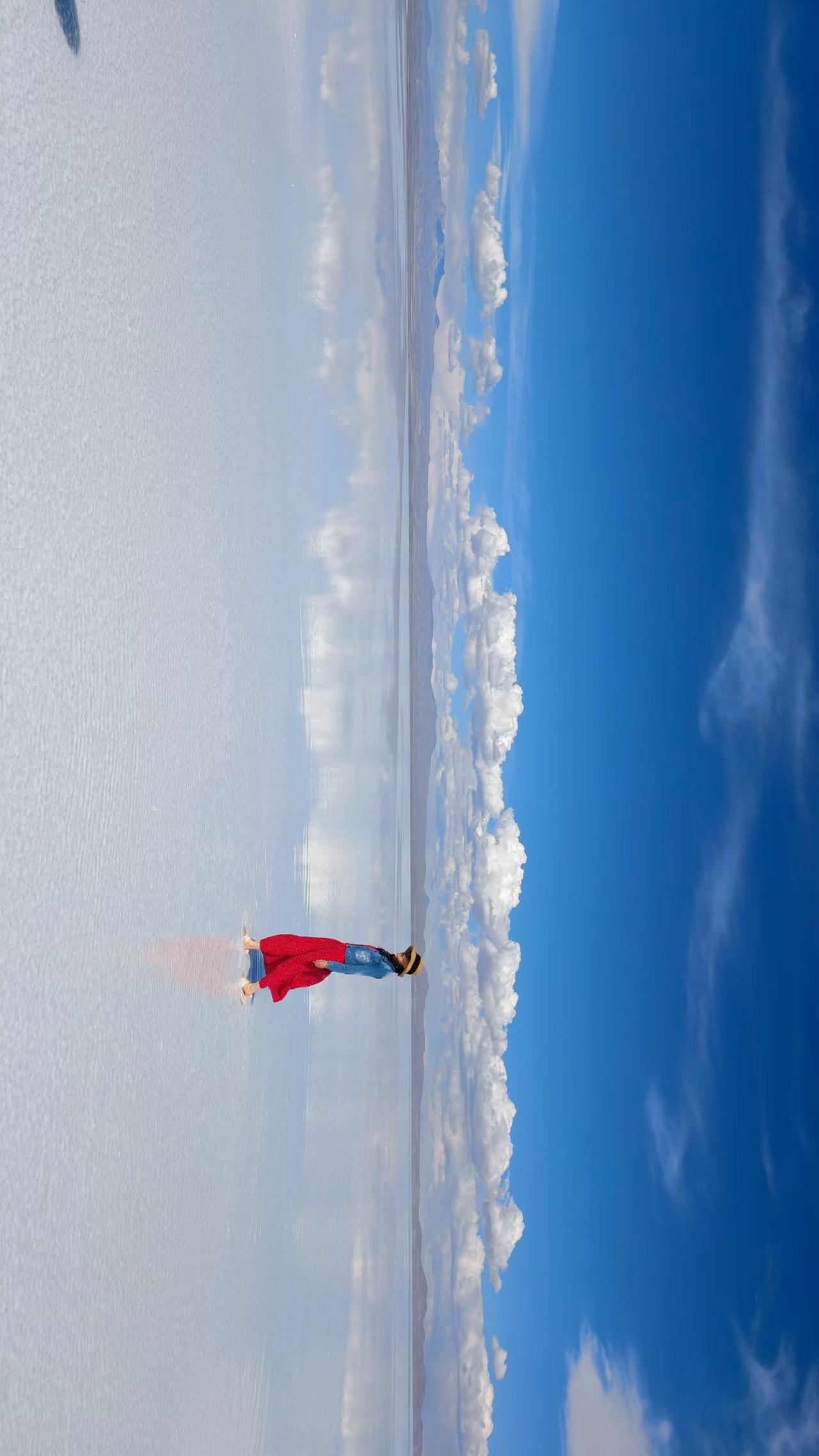 南美自由行第11天，一场绝美落日，乌尤尼完美谢幕，开启和各国旅友去智利的陆陆之旅