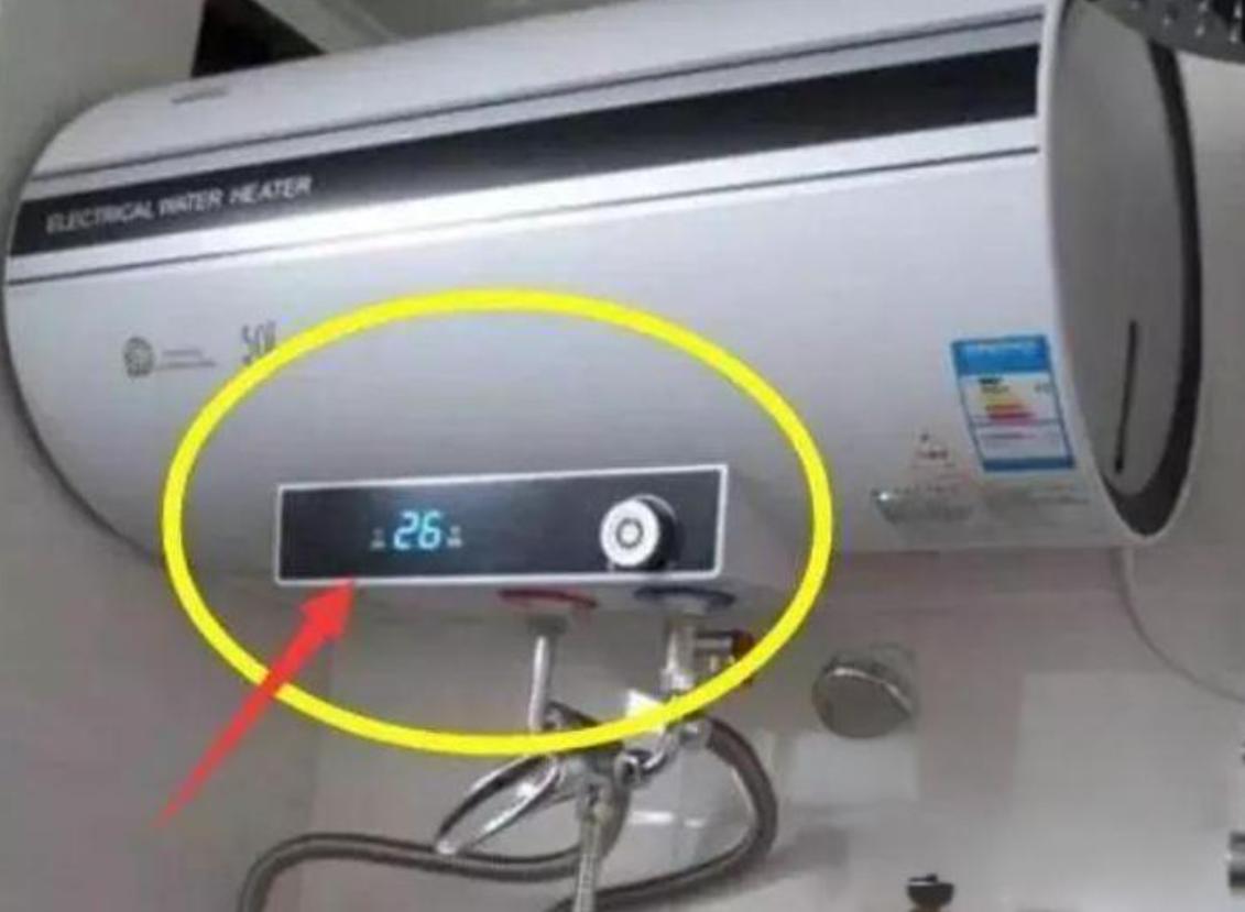 洗完澡后热水器到底要不要关？电工揭秘，你可能还不知道，自己“白交”了10多年的电