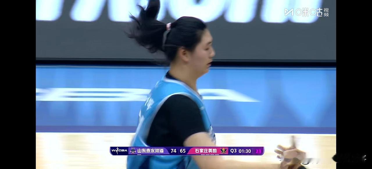 18岁张子宇WCBA首秀亮眼 山东女篮主场力擒石家庄女篮
 
WCBA常规赛焦点