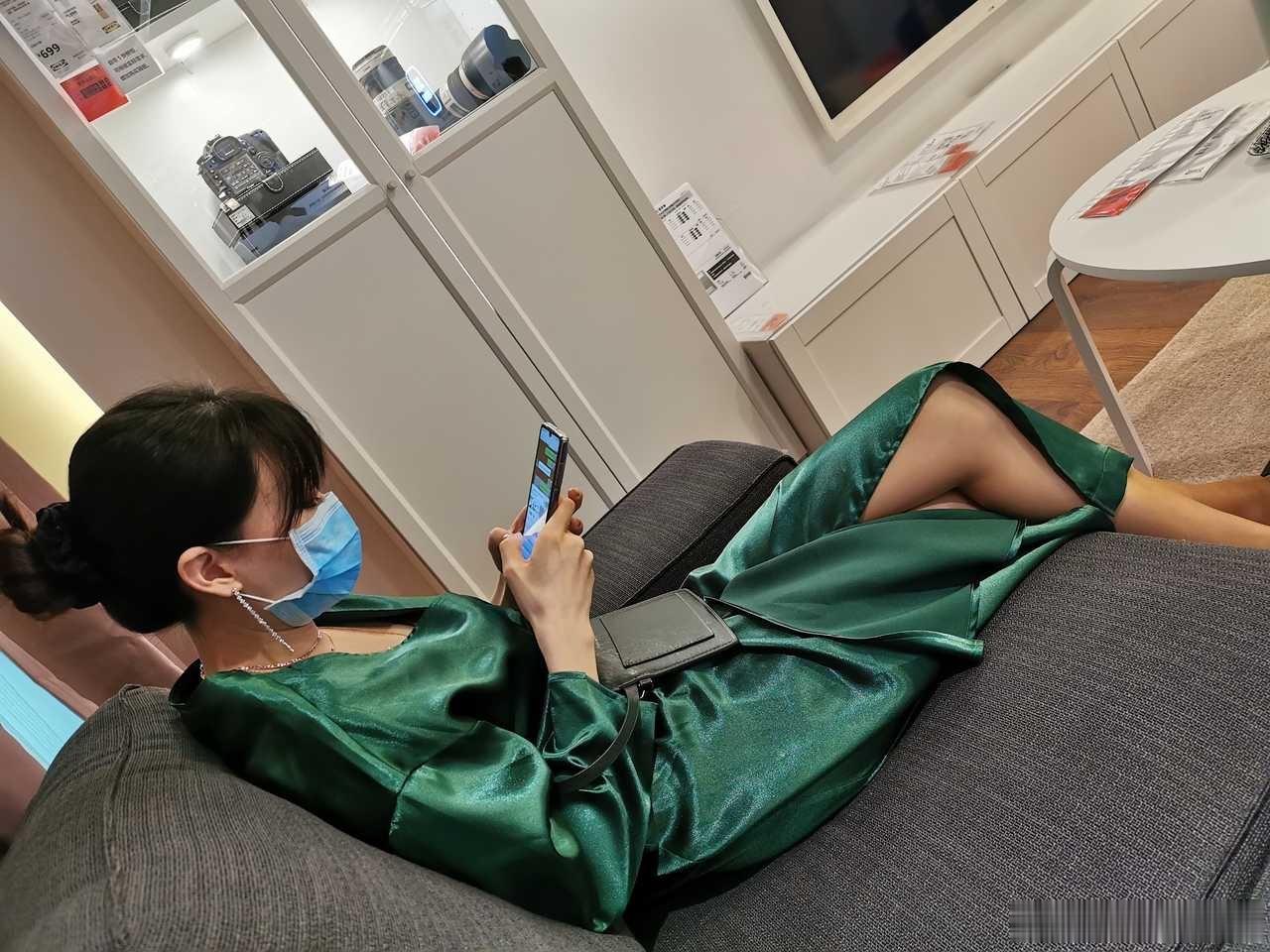 绿色战袍​​​