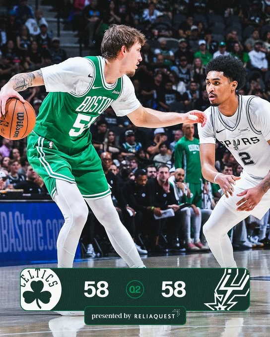 半场比赛结束，双方战成58平☘️ 怀特13分3篮板5助攻☘️ 塔图姆10分3篮板