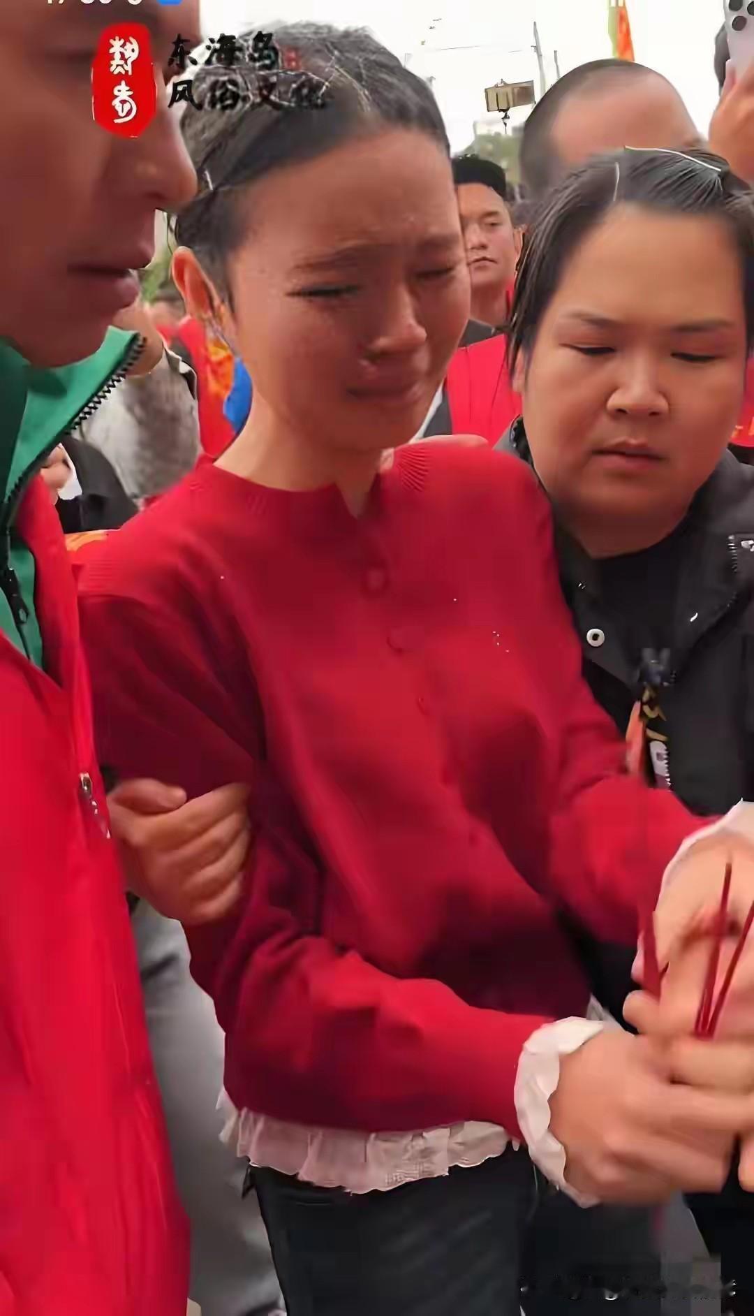 湛江小妈祖事件：村民沉默背后，是信仰的迷失还是人心的麻木？

湛江小妈祖事件闹得