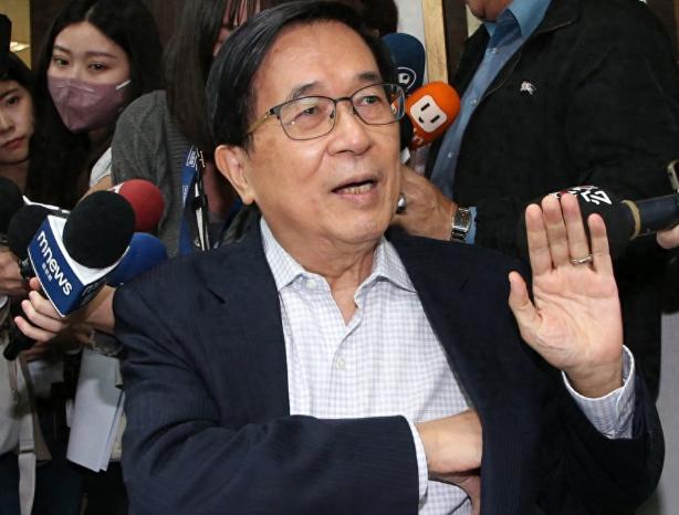 台湾地区“前领导人”陈水扁发表声明了，6月29日，陈水扁点名喊话赖清德：你这第一