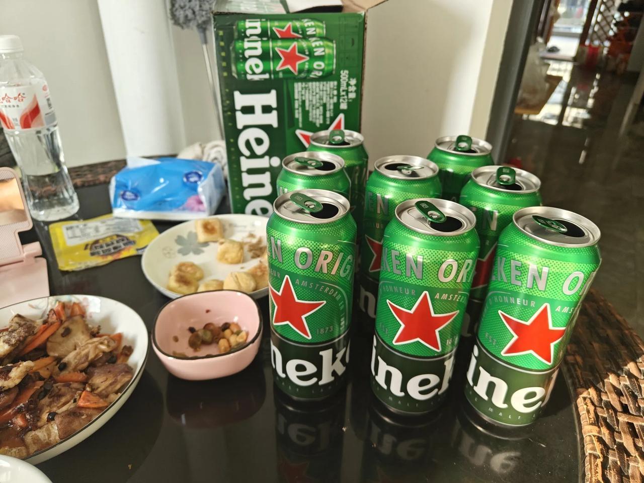 我到西双版纳马上一个月了，这一个月没怎么喝酒。感觉心脏不给力了，每分钟就跳51下