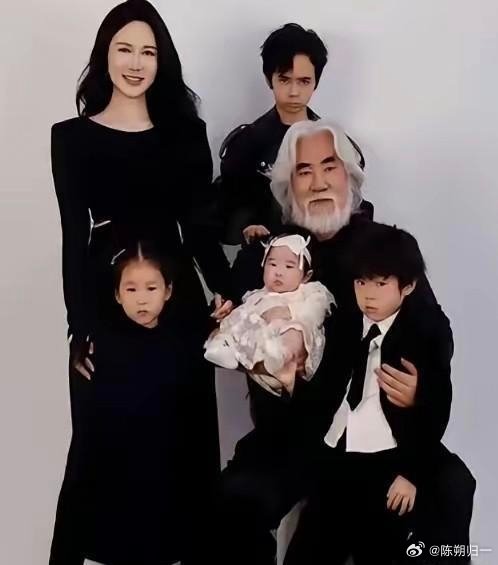 人过留声，雁过留名。张纪中导演深知这个道理！ 