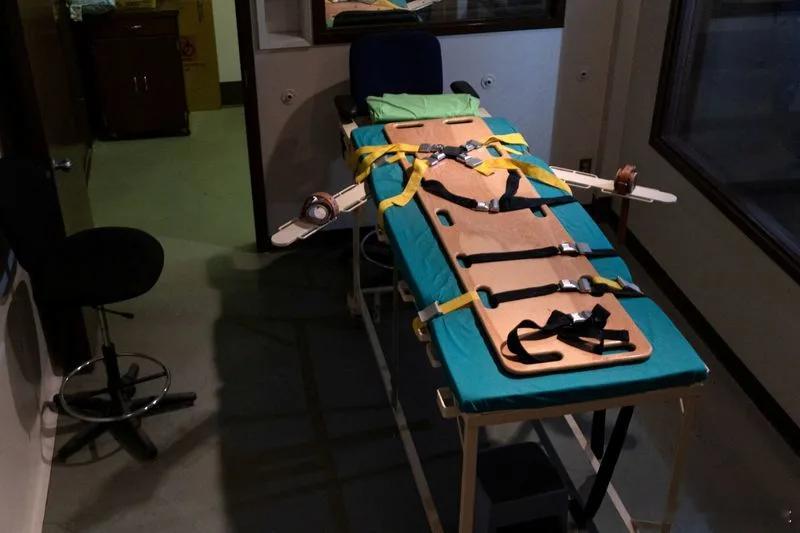 【美国司法部将允许采用枪决执行死刑】(路透社) - 美国总统唐纳德·特朗普政府周