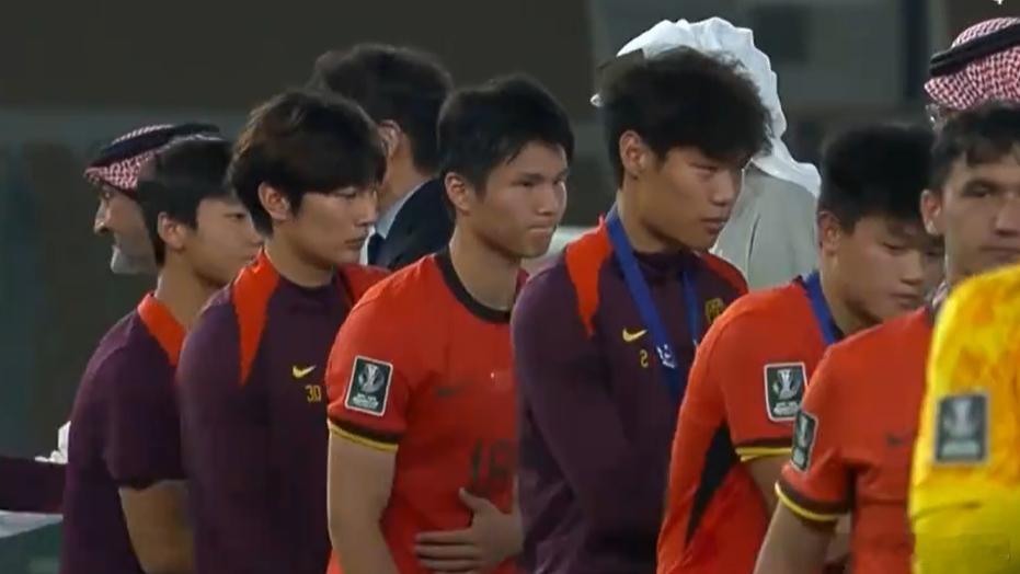 U23国足不敌日本获得亚军！国足1月25日凌晨，U23男足亚洲杯决赛结束，中国队