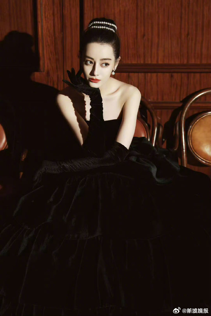 【高级拍照姿势大全一览】内娱女星高级感拍摄名场面合集，每一帧都是审美天花板，谁的