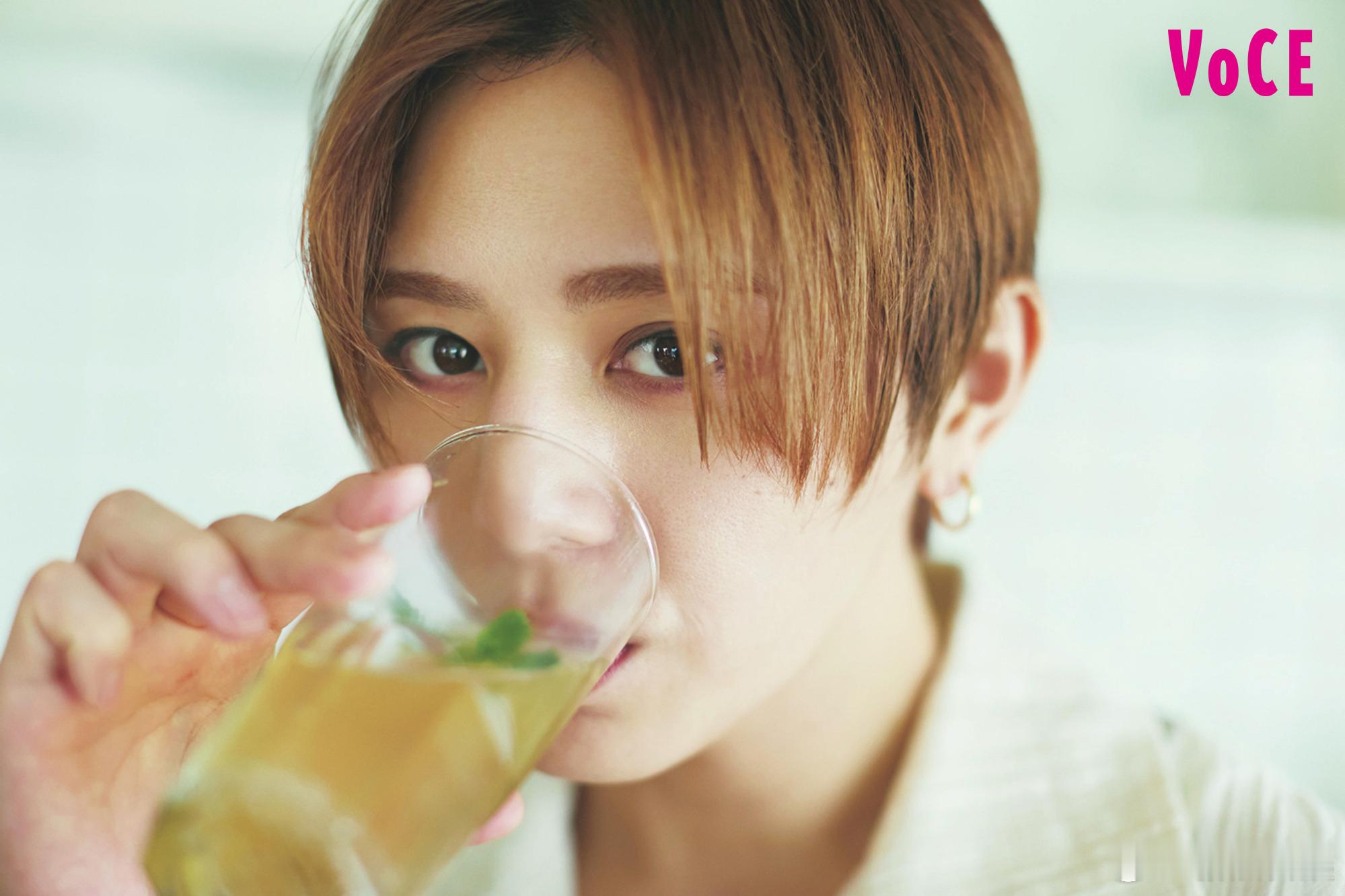 山田凉介 将登上21日发售的美容杂志《VOCE》7月号连载栏目《BEAUTY D