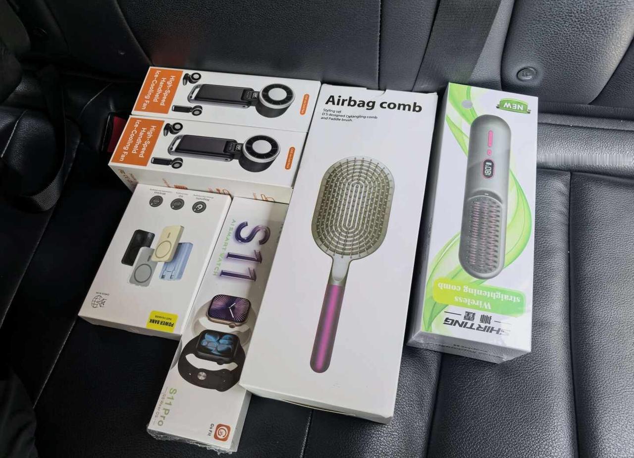深圳华强北结算
打的车到了还只拿出我3成的功力与老板还价
	
风扇对比了很多款，