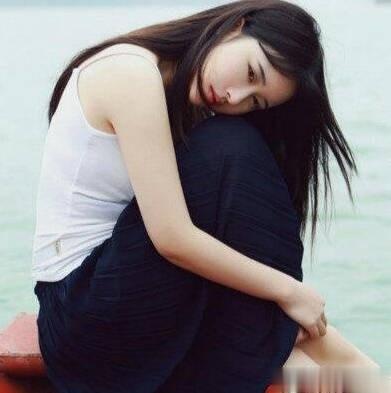 #情感# 婚姻最坏的结局，不是争吵，也不是分开，而是两个人没有了任何的感情，还要