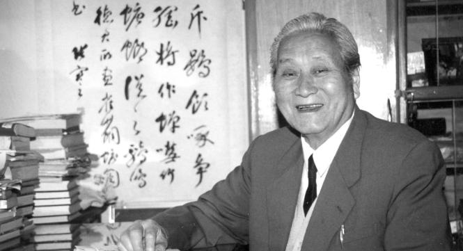 “三峡大坝建成后，迟早要被炸掉。”1992年，说出这句骇人听闻的话的不是别人，正