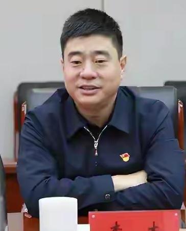 鹤壁市，原淇滨区的李杰，彻底凉凉

1972年的李杰，1990才18岁那年，从焦