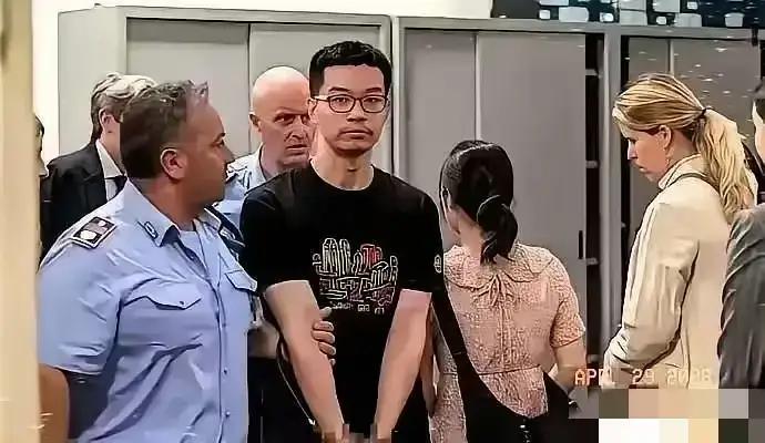 徐泽伟作为积塔工程师被美国和意大利联合绑架，这是对中国的强烈冒犯，我们是否如法炮