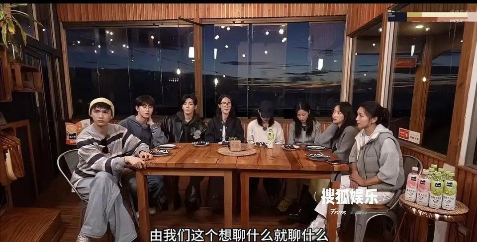 为什么花少6有种灰头土脸的感觉 ​​​