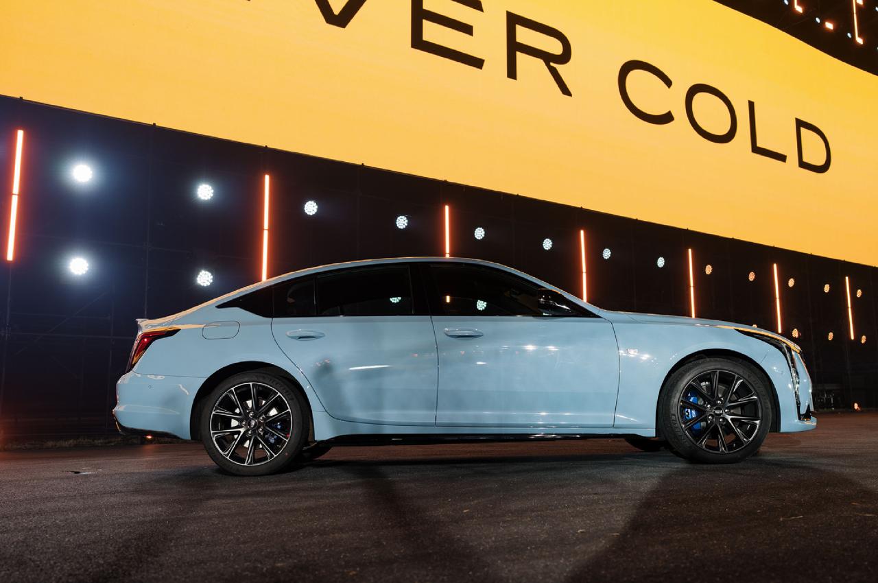 送7000元商业险，0利率，一口价让凯迪拉克全新CT5焕发年轻活力与驾驭激情
当