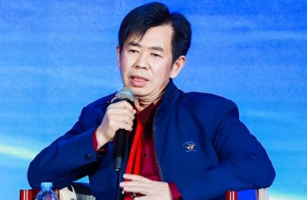 戴旭一针见血刺破幻象，为何今日围堵反较往昔更甚？只因我们弄丢了伟人“只警告一次”