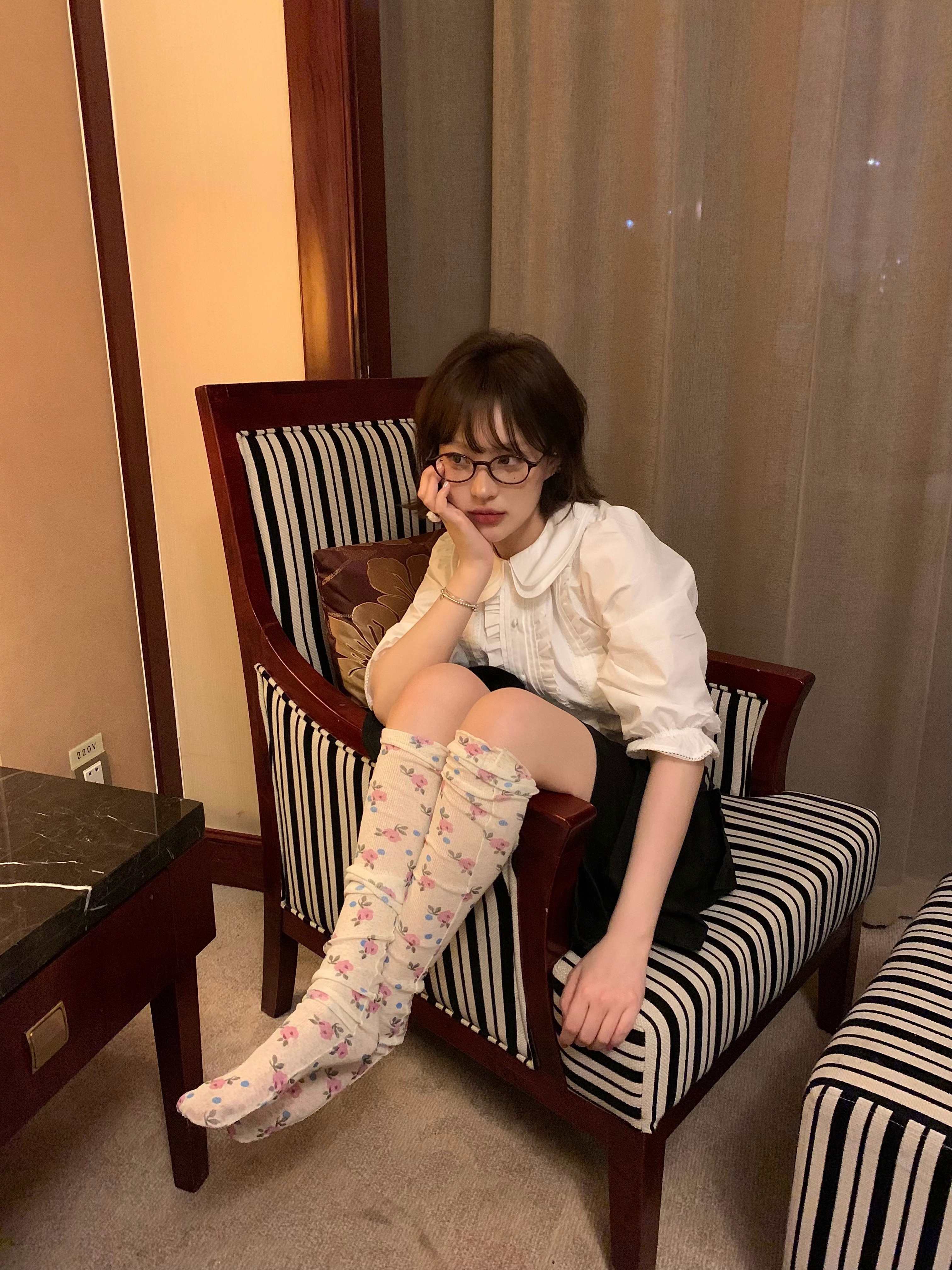 美晕了吧这个嗲精💅🏻 