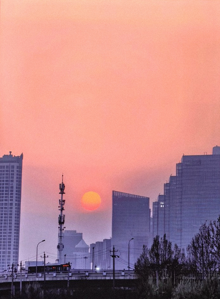 华为这波确实看透了：好的影像系统不应该让用户去钻研参数，而是应该像这样，通过算法