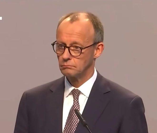 绝不接受！德国总理默茨表示，如果不考虑乌克兰和欧洲的建议，就不能决定乌克兰领土的
