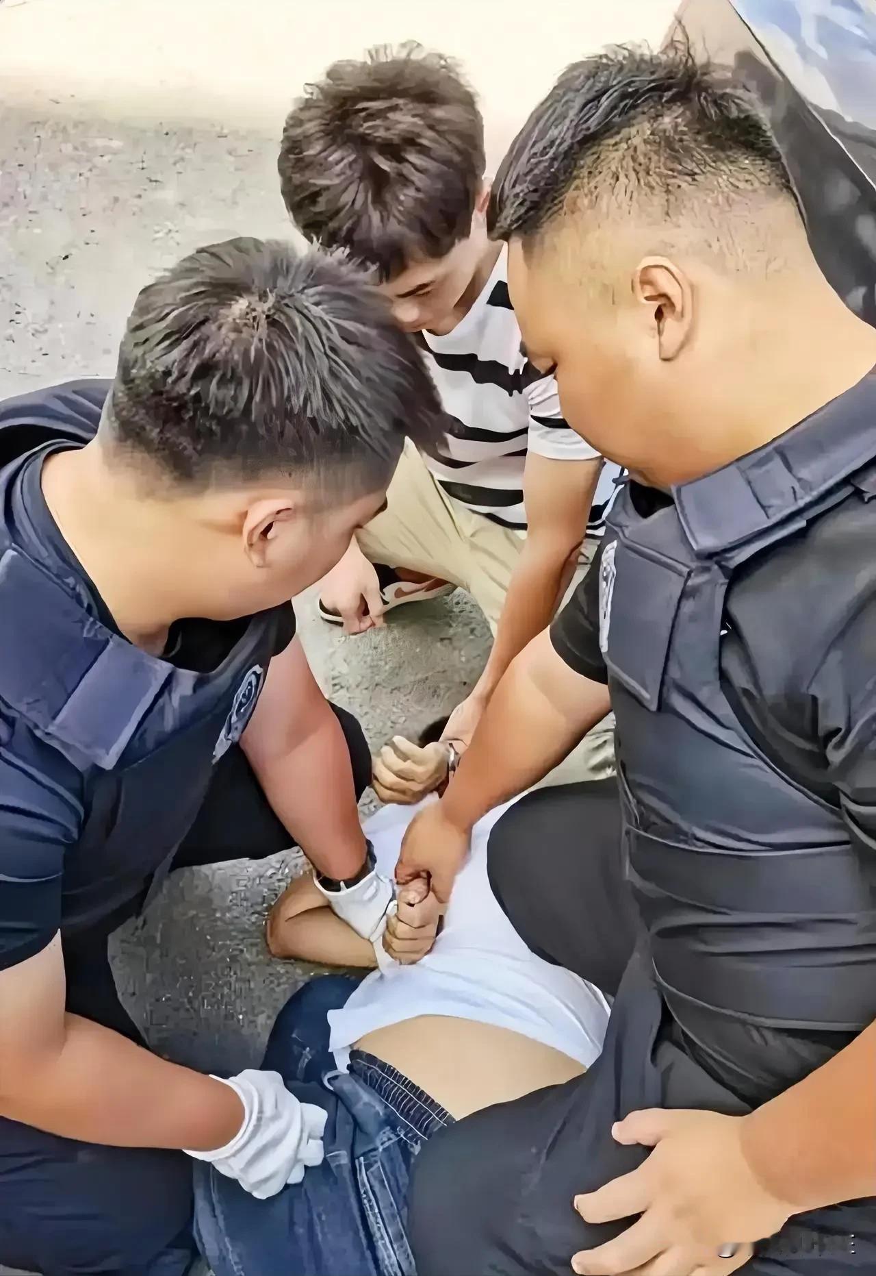 近日，在山东邹平市发生了一起令人震惊的市监所所长被害事件，该事件涉及到多个细节，