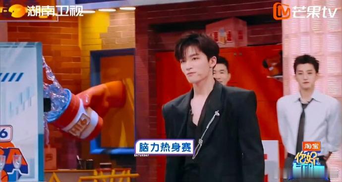 你好星期六6BA篮球赛MVP是谁你好星期六 范世錡快攻如风、丁程鑫防守严密，高瀚