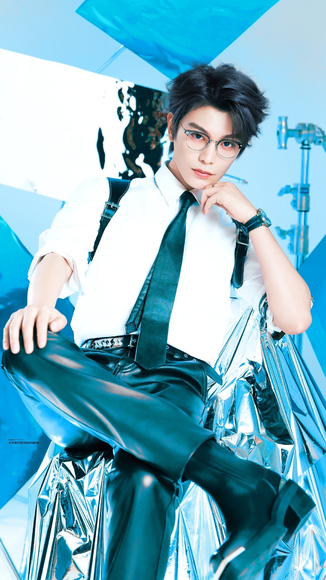 丁禹兮不是要演火旺吗？怎么又开始接触宋威龙了。。 