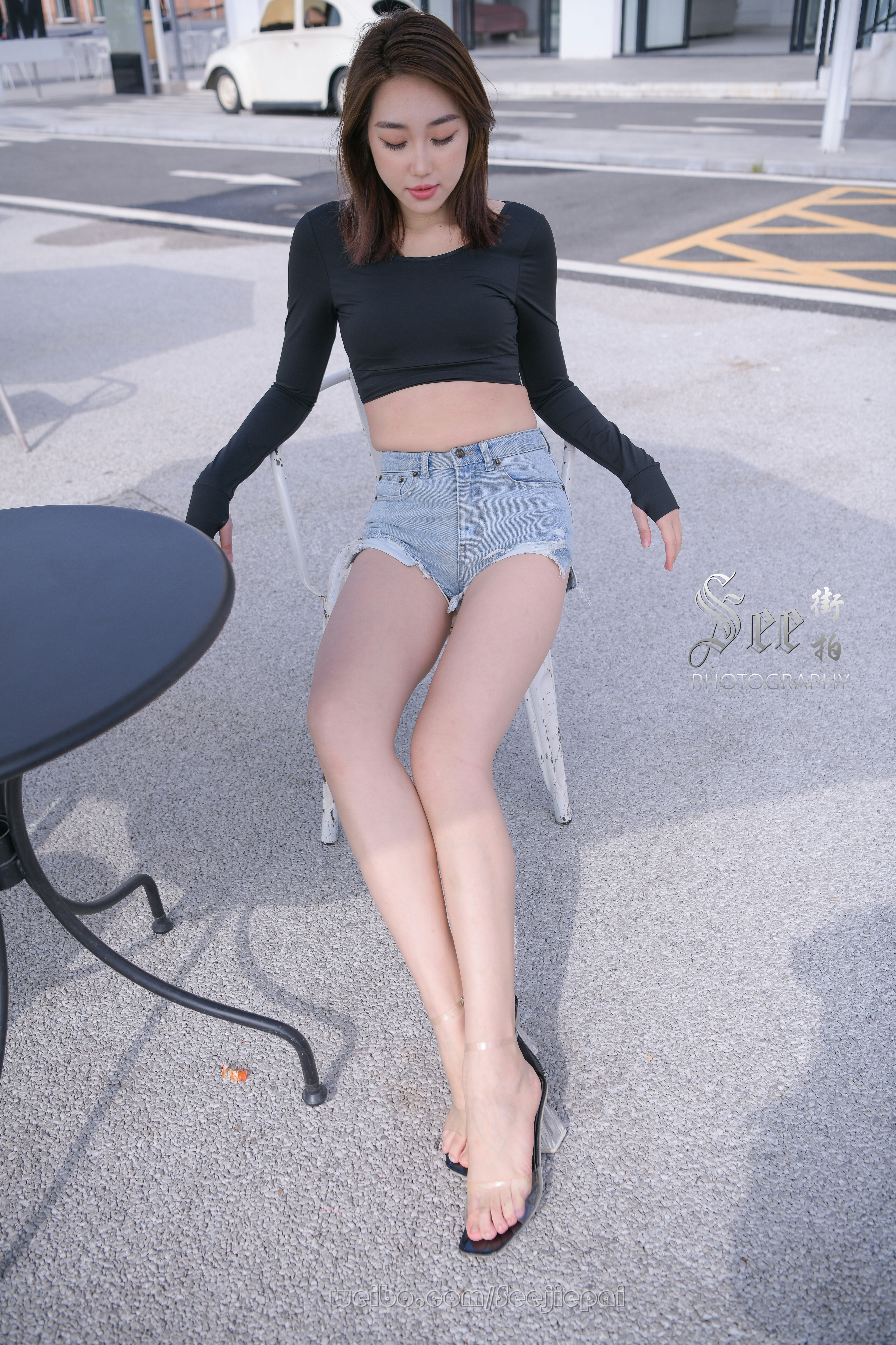 牛仔短裤高挑靓丽~~ ​​​