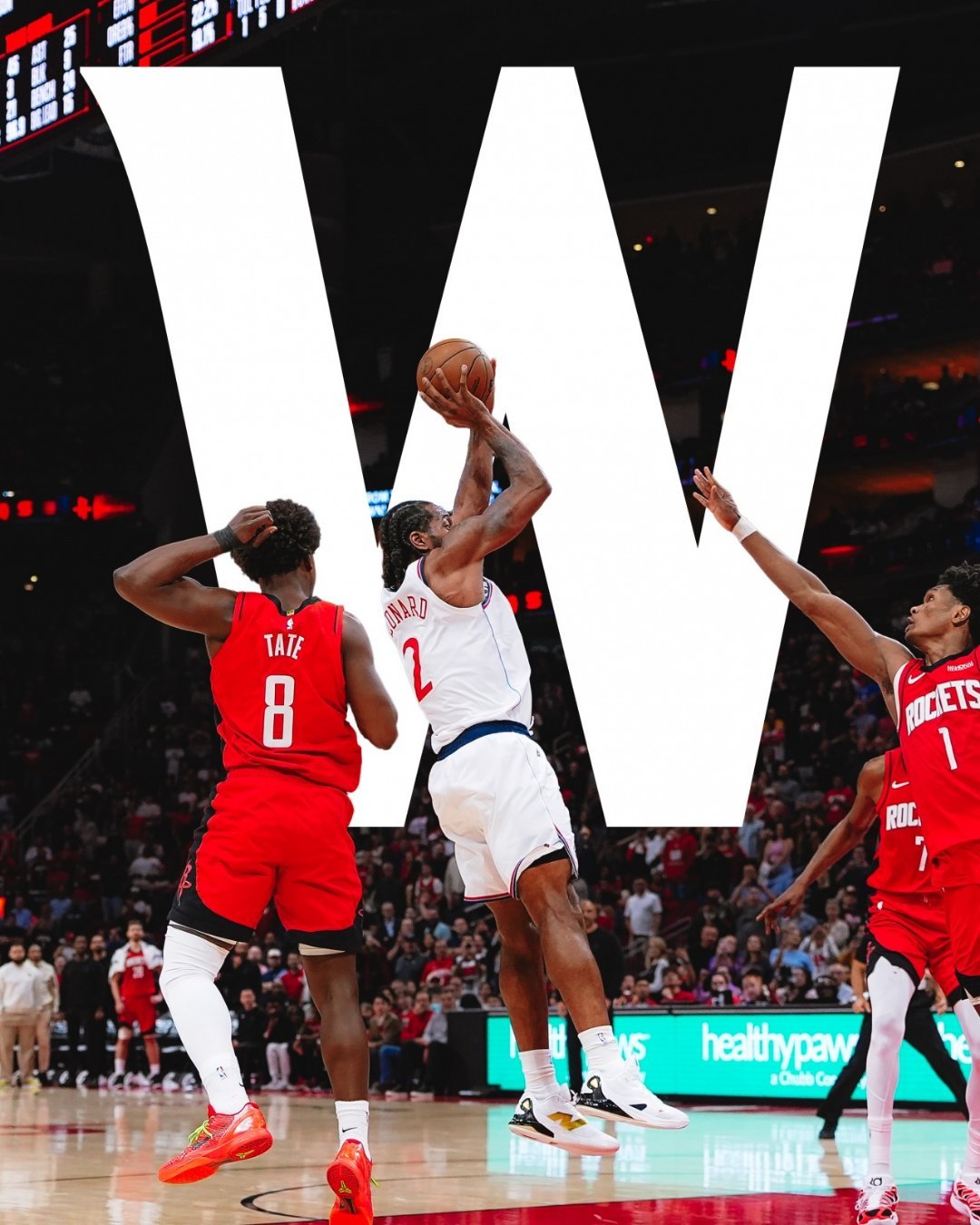 小卡单挑阿门拿出神的武器超级后仰2+1打进绝杀火箭！伦纳德准绝杀火箭