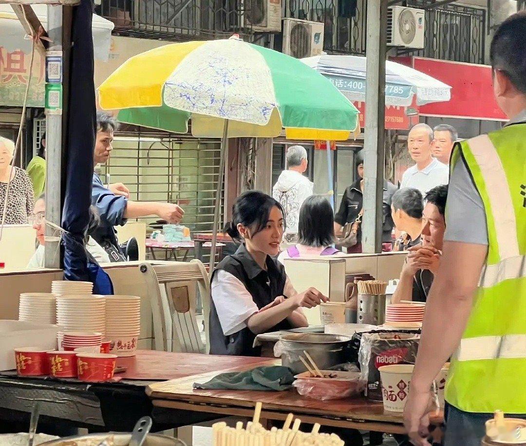 谢可寅算是秀人到演员转型成功的吗，已经和黄轩搭戏了 ​​​