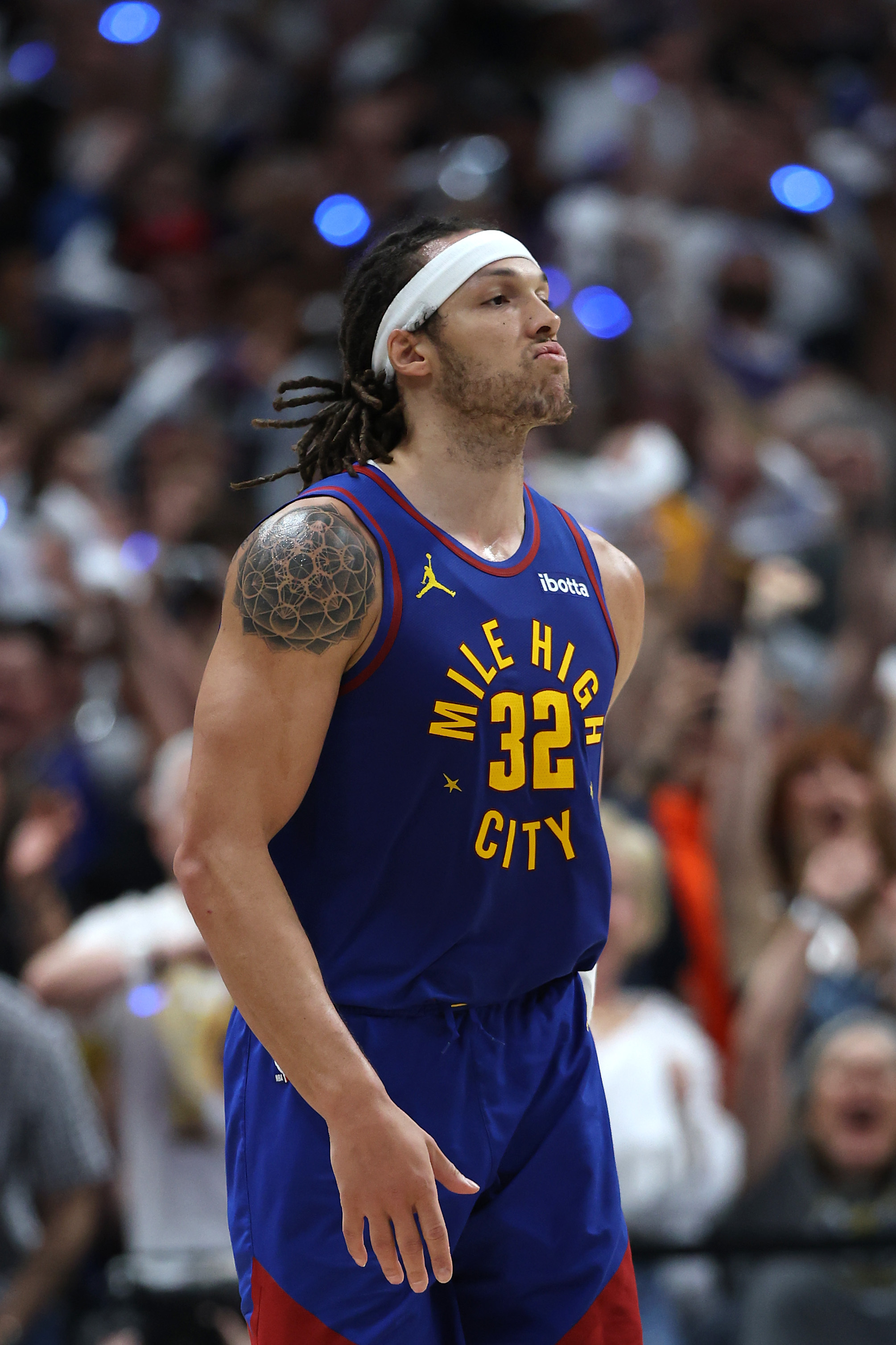 Sam Amick：知情人士透露，阿龙·戈登的目标是本周六主场对阵尼克斯复出。N