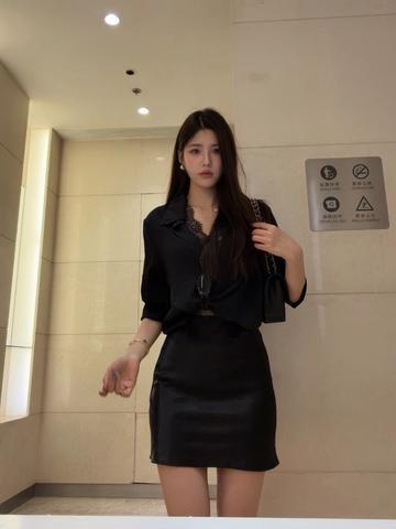 性感美女的日常穿搭