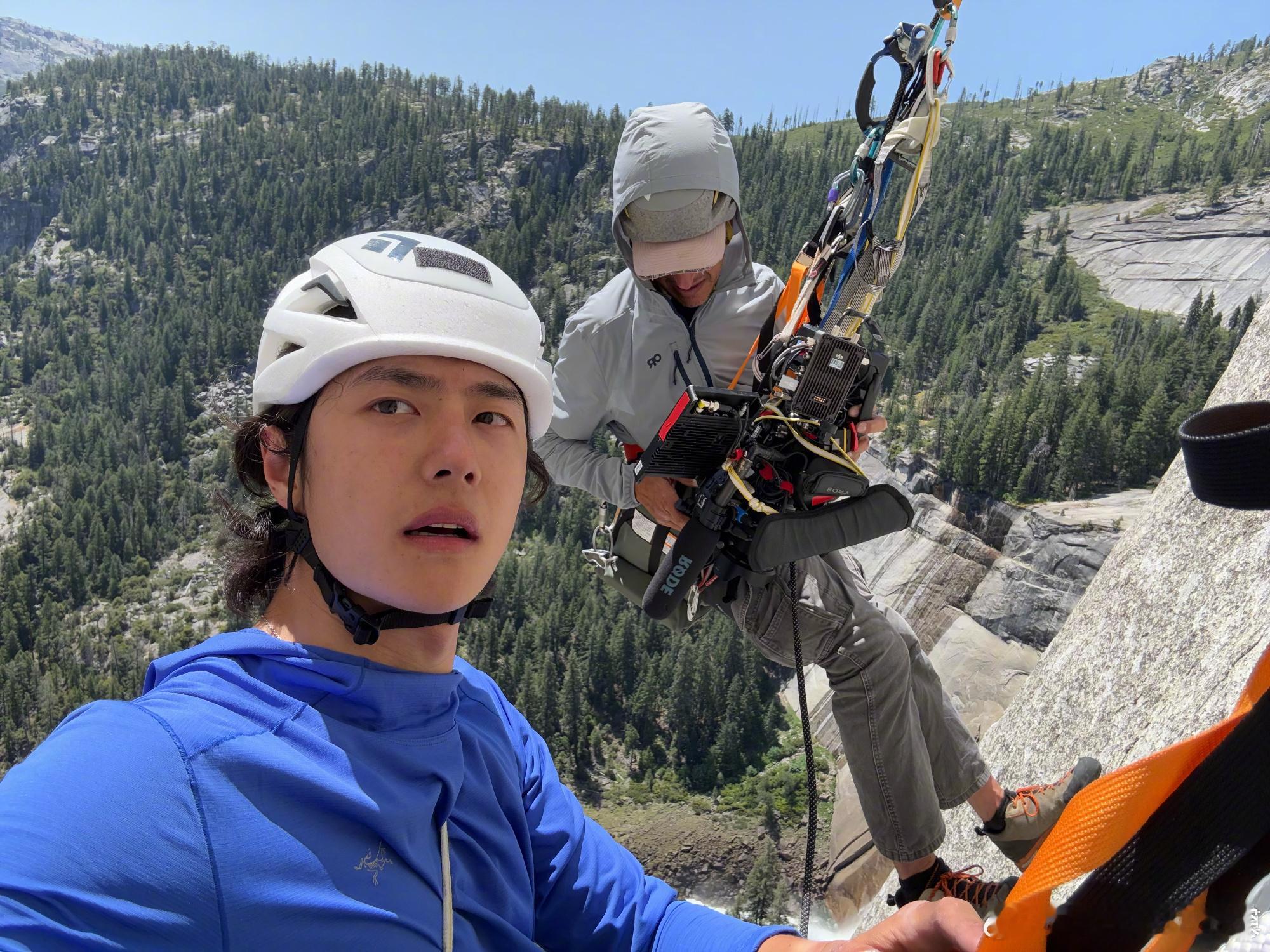 杜华回复王一博杜华让王一博安全第一 杜华回复王一博，让他安全第一。新的一年，王一