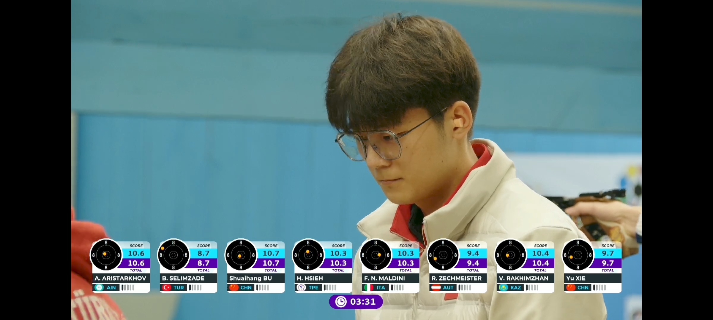 男子10米气手枪🥇，布帅航恭喜小布解锁自己的世界杯首冠！另外也获得一张罗马世界