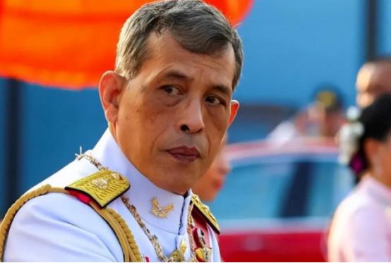 正义或许会迟到，但泰国的F-16绝不缺席！

洪森父子把电诈头目陈志当座上宾，以