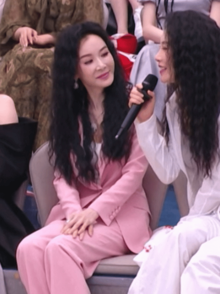 爱人时的眼睛最美… 
