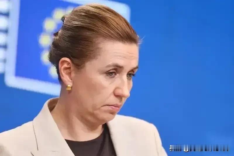 格陵兰岛的结局，已经没任何的悬念了，唯一有变数的就是美国会不会动用武力，毕竟法国