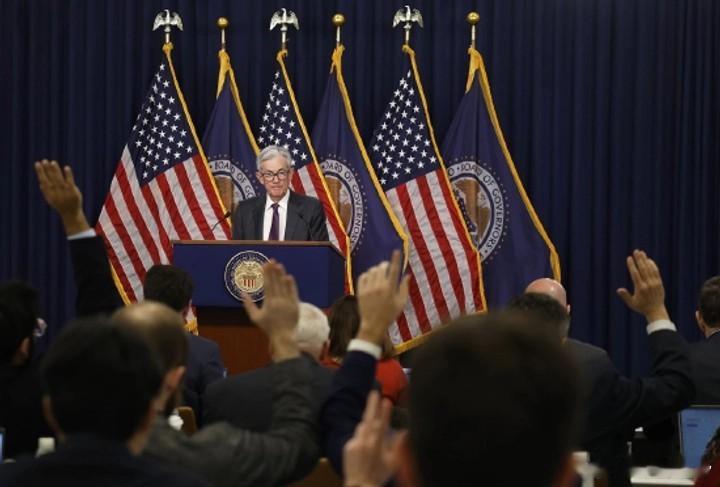 特斯拉股价周三盘后上涨逾1.6%，此前美国总统特朗普表示，作为“大而美法案”的一