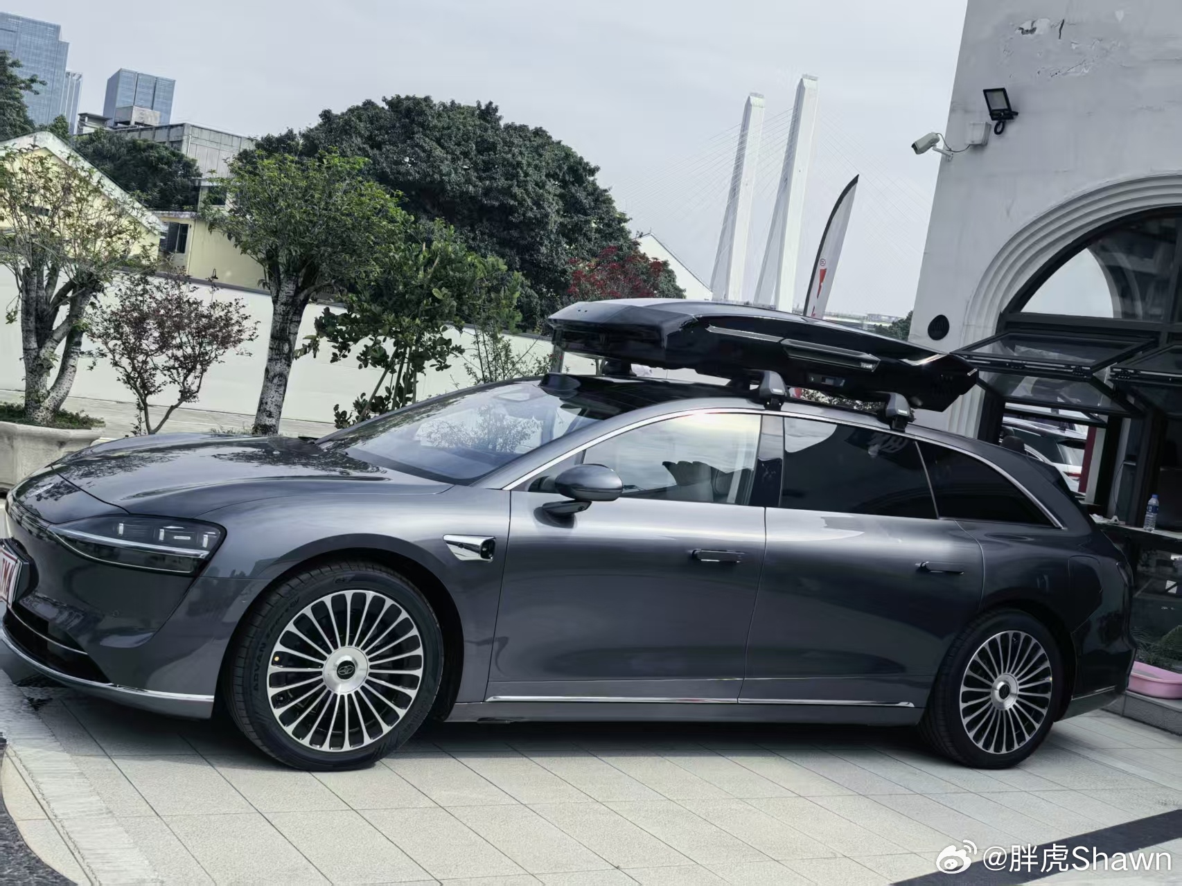 群友的小书包上身，真的帅啊享界s9t ​​​