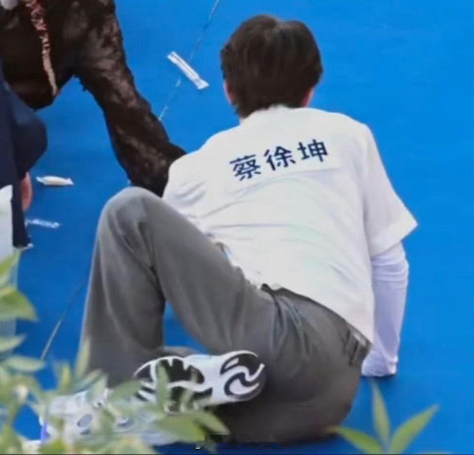 这个姿势 我也是服气的