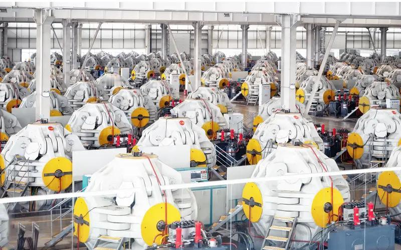 限制人造钻石出口威慑力可不小。美国芯片厂离开中国的人工钻石微粉，就像没了润滑油的